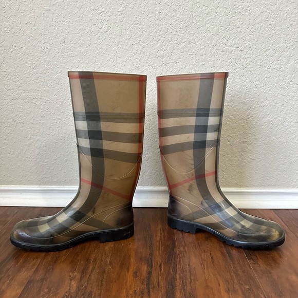 AUTHENTIC BURBERRY LONDON Mid-Calf Rain Boots in Signature Plaid - Picture 5 of 11